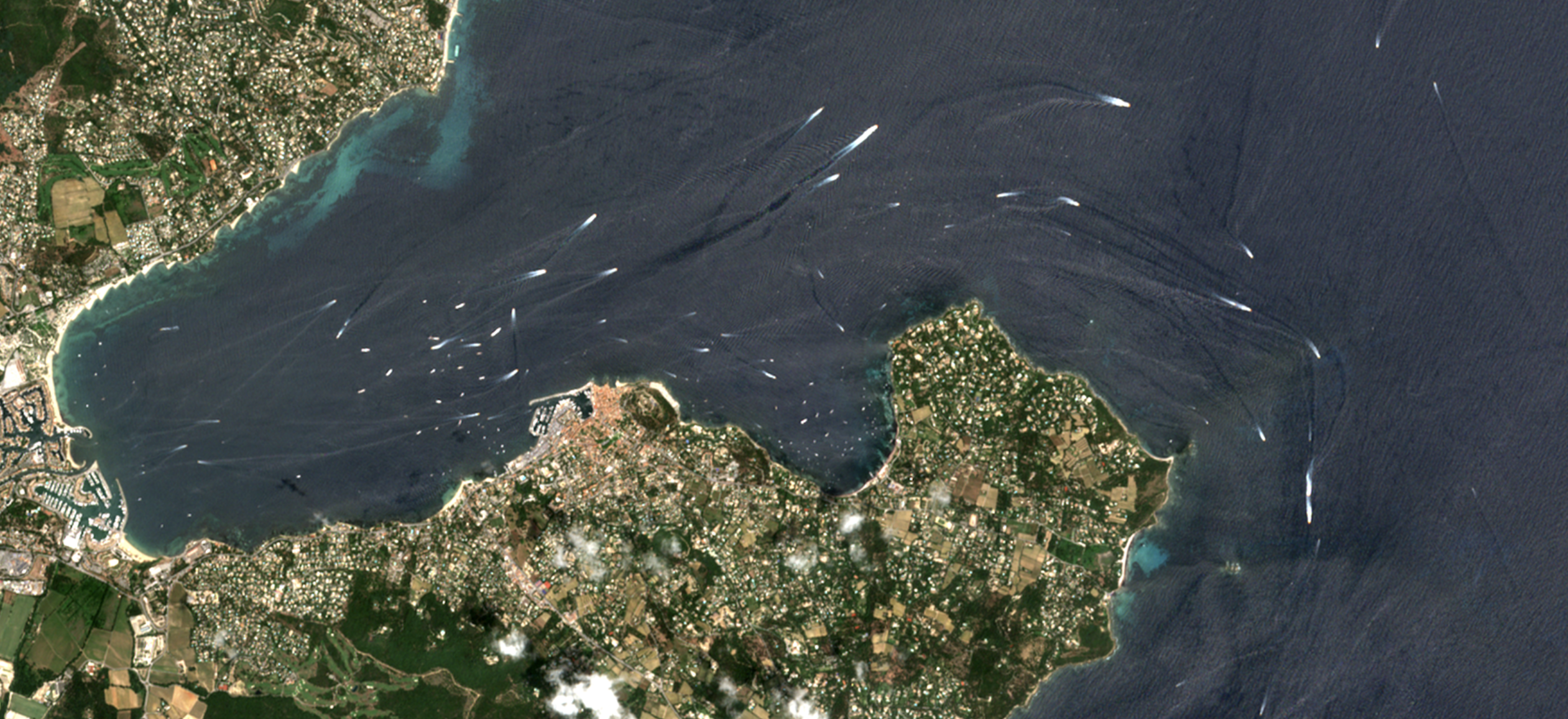 AI vessel detection from satellite